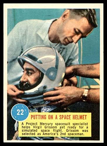 1963. Topps 22 Stavljanje na svemirsku kacigu Gus Grissom Ex/MT